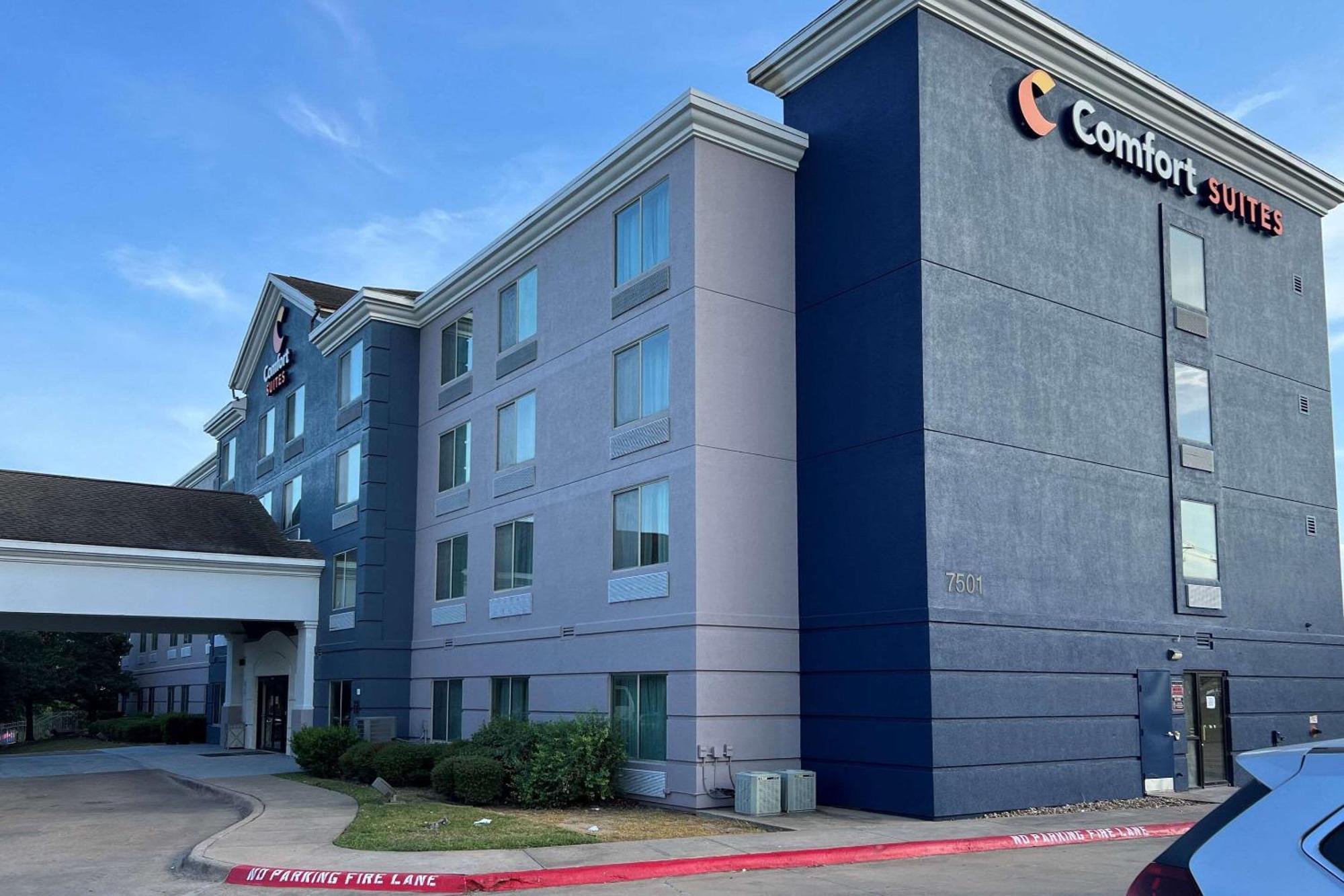 Comfort Suites Austin Airport Buitenkant foto